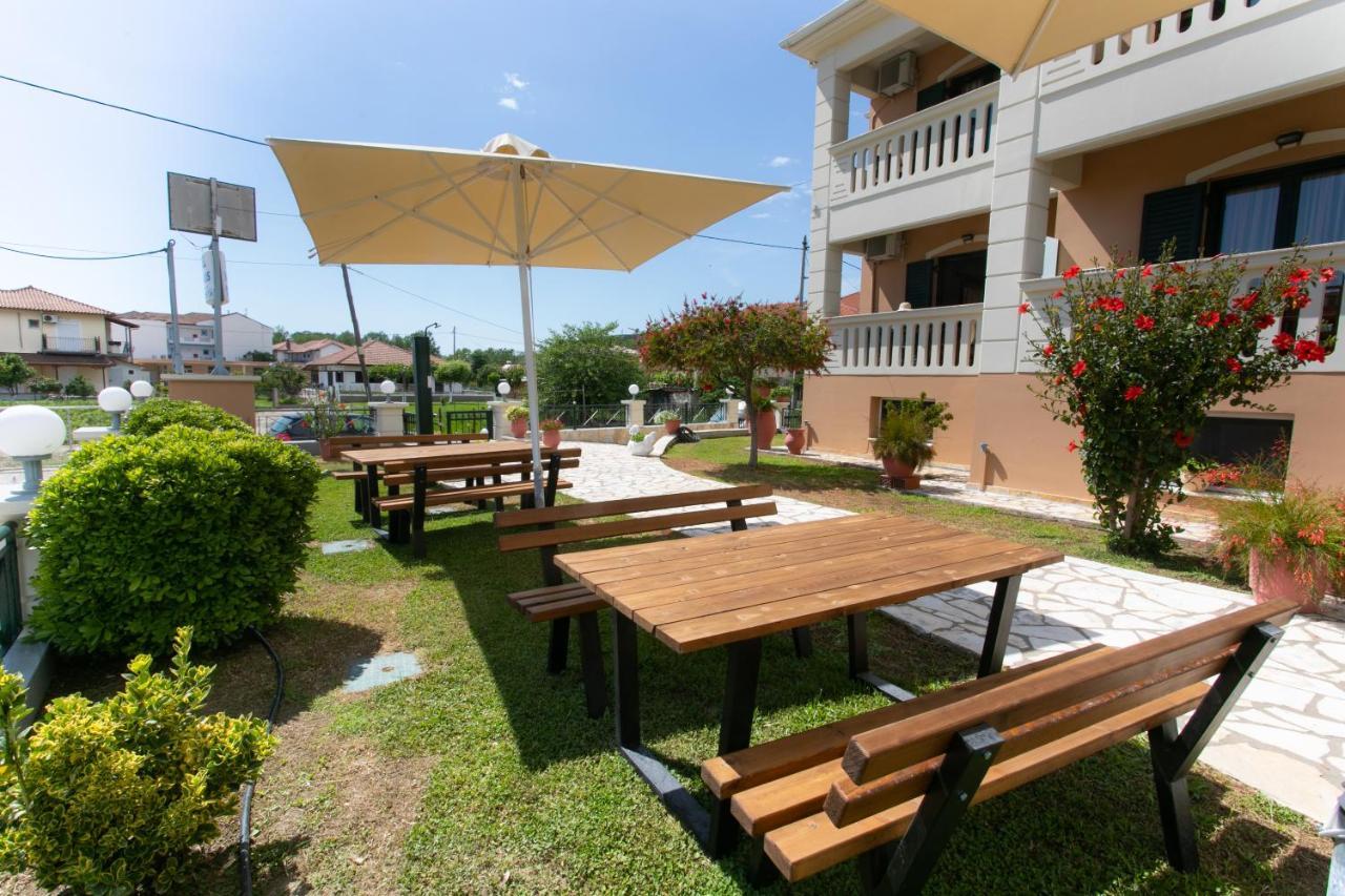 Lady Elena Hotel Аммудия Экстерьер фото