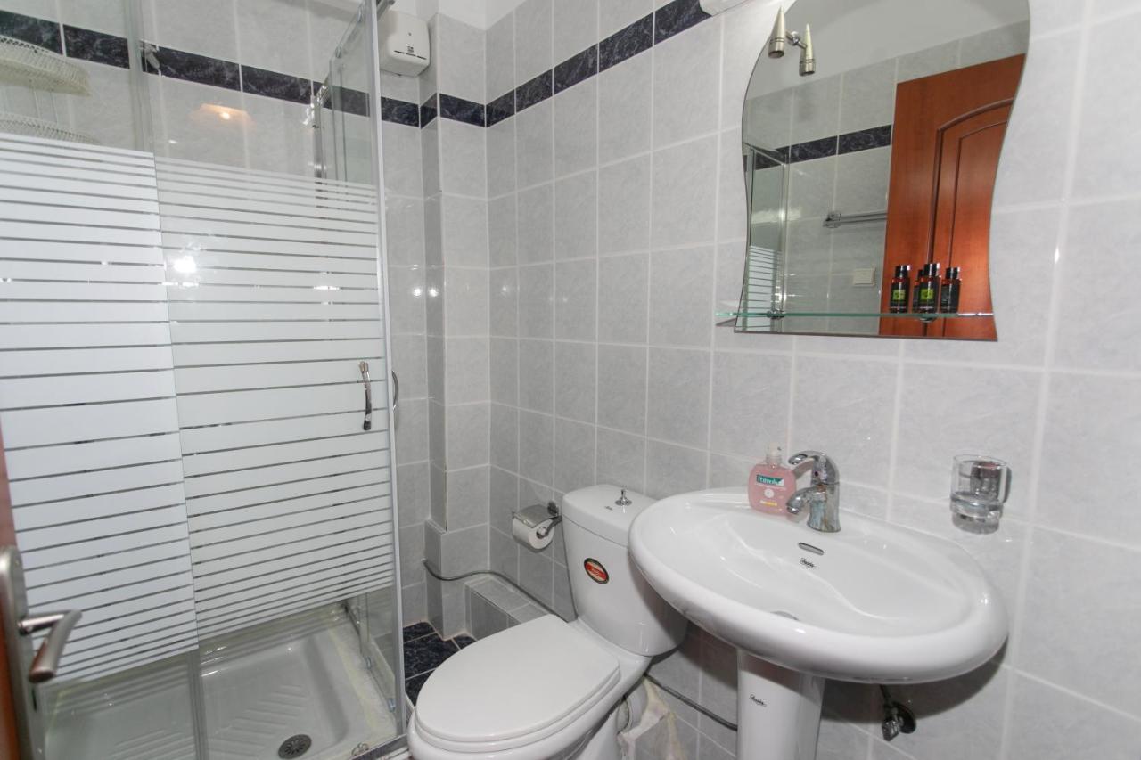 Lady Elena Hotel Аммудия Экстерьер фото