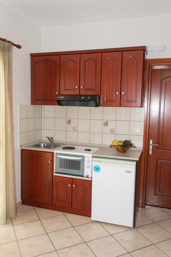 Lady Elena Hotel Аммудия Экстерьер фото
